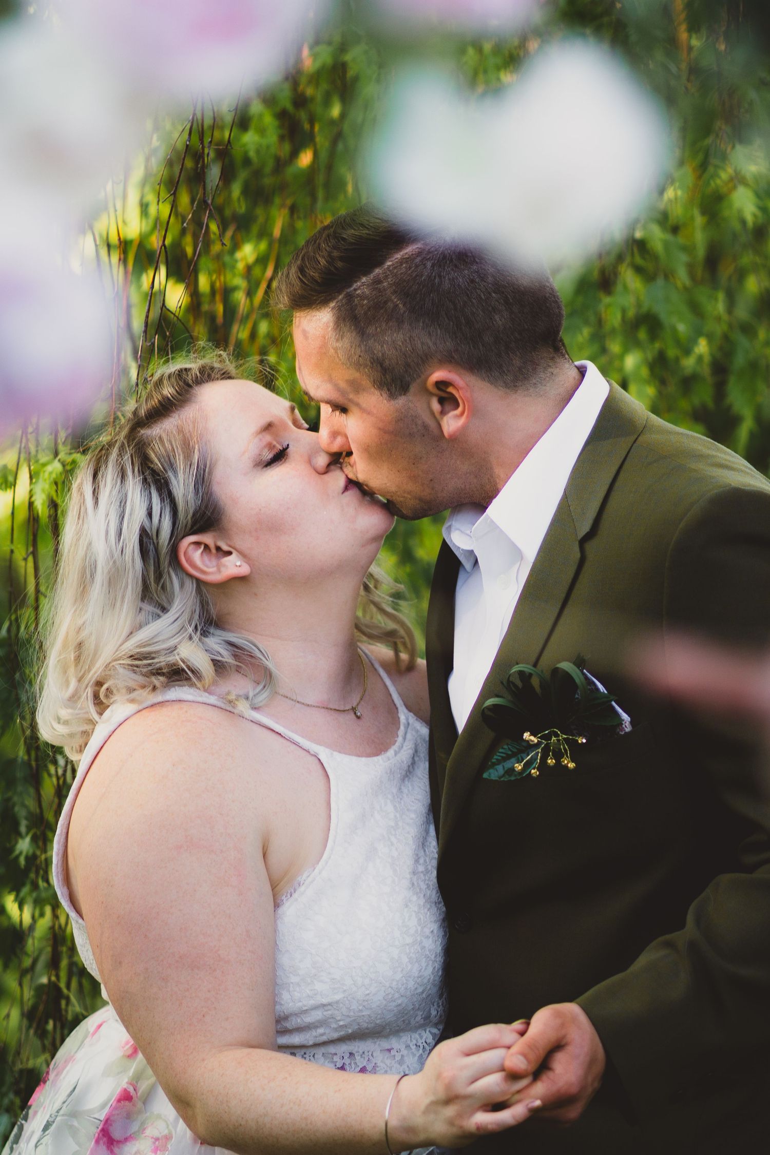 Montana Wedding photography made for you. Romantic, affordable and great value for money. need a Helena wedding Photographer?