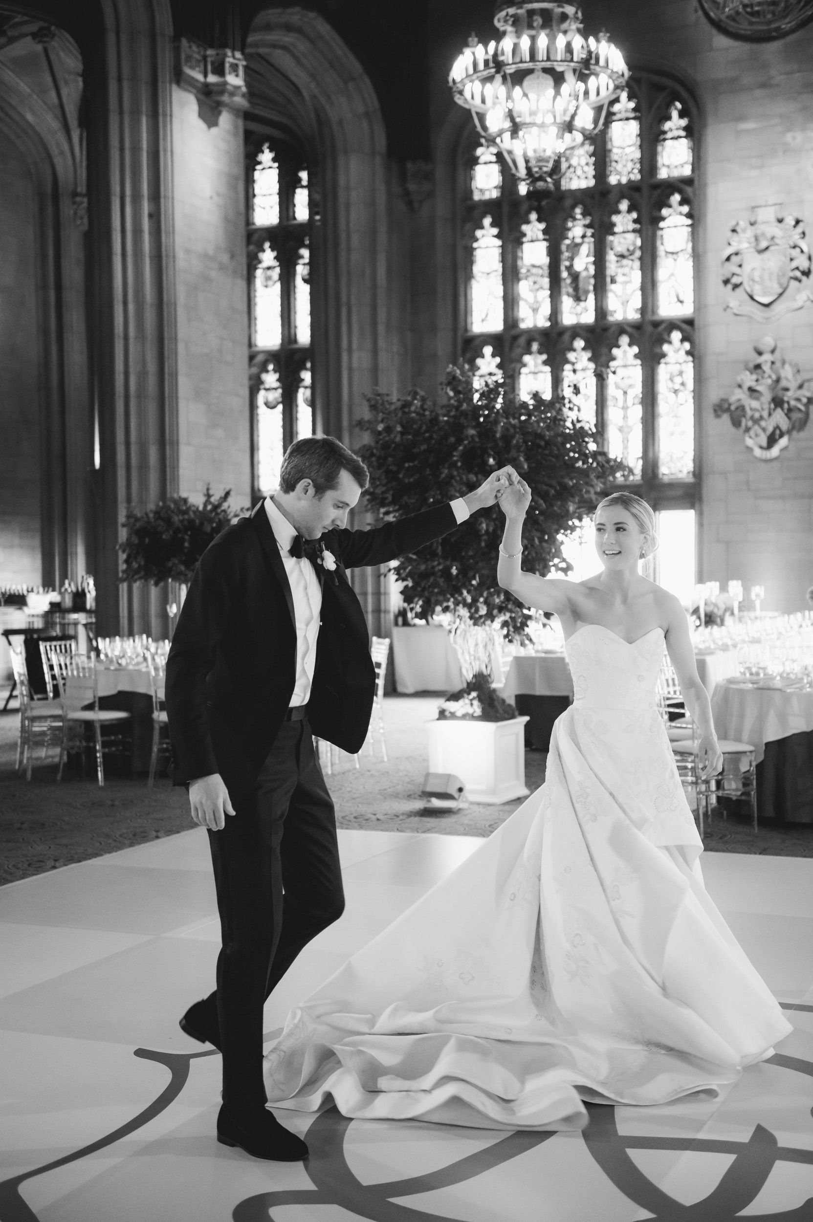 Chloe + Robert - Lynette Boyle Photography | Midwest Weddings and Family  Photographer, image size:1663x2500