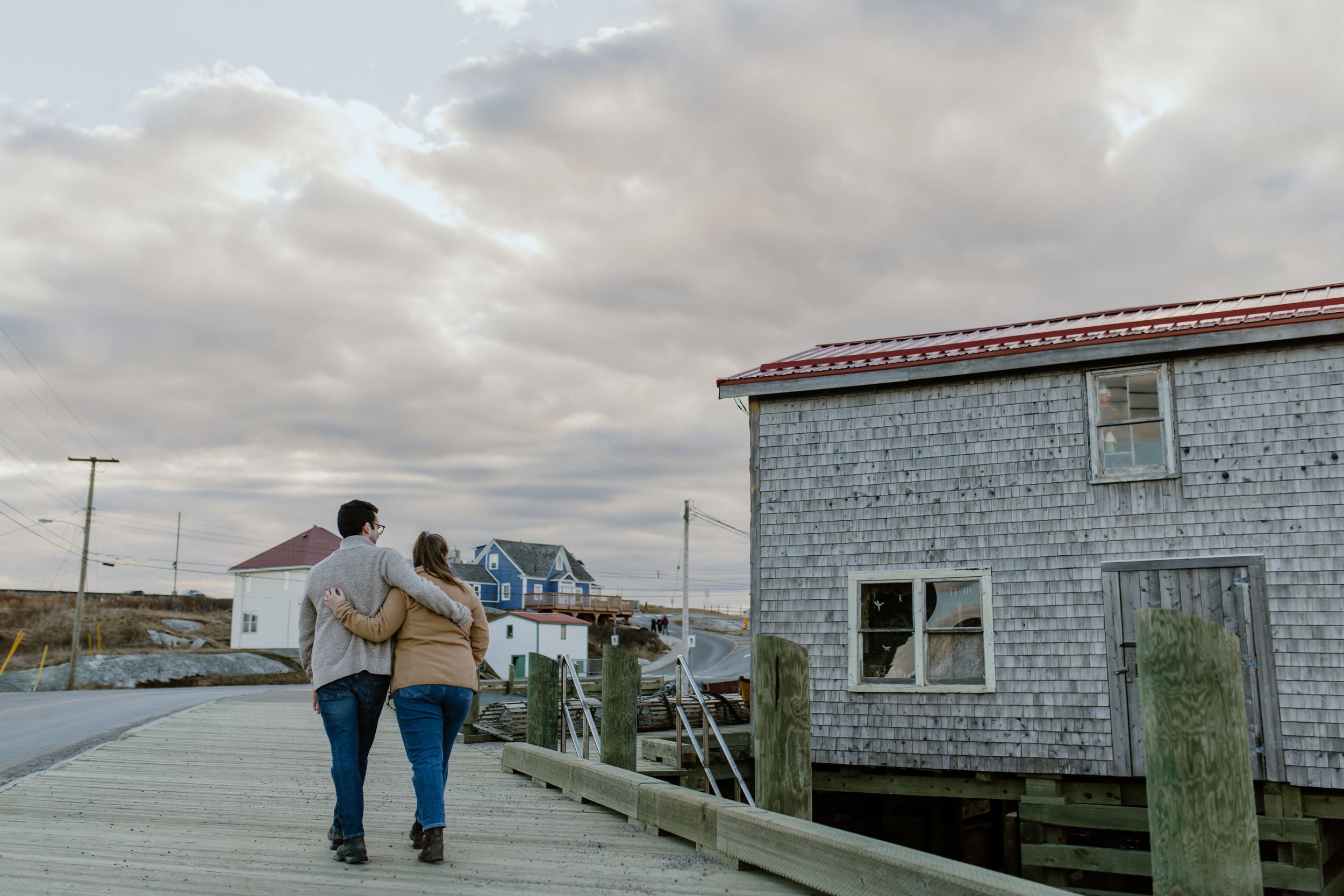 Peggy's Cove couple's session, Halifax, Nova Scotia Canada - Charlotte Buckle Photography