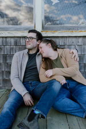 Peggy's Cove couple's session, Halifax, Nova Scotia Canada - Charlotte Buckle Photography