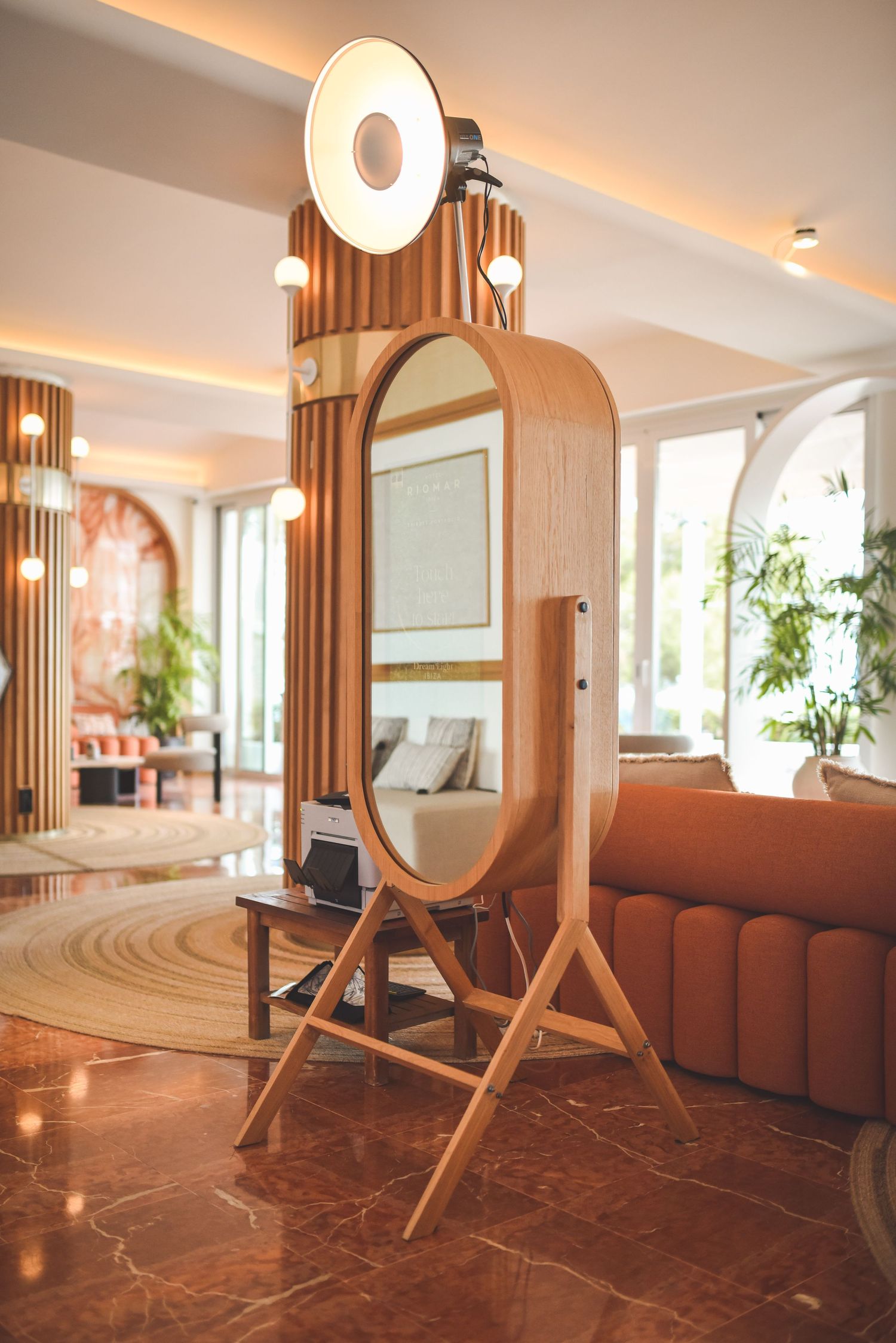 Photobooth-rental-in-ibiza-DreamLightIbiza