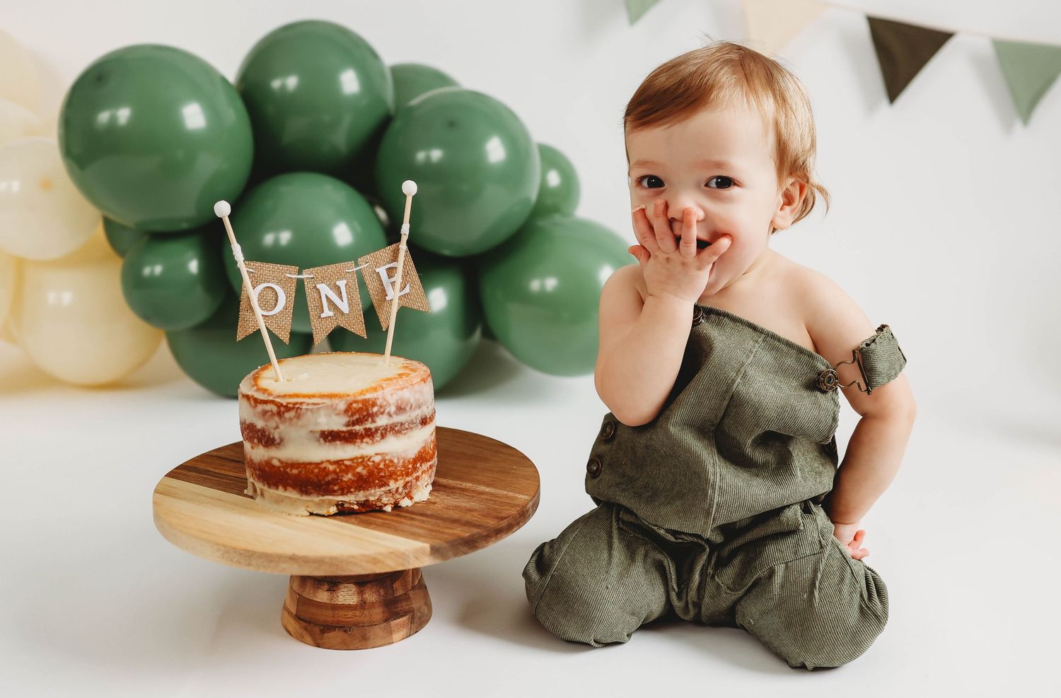 Cake smash, studio, neutral, baby boy photography, one year old