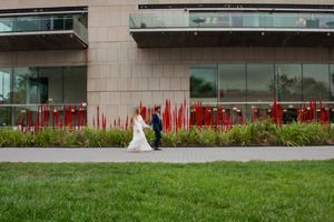 Couple outside VMFA