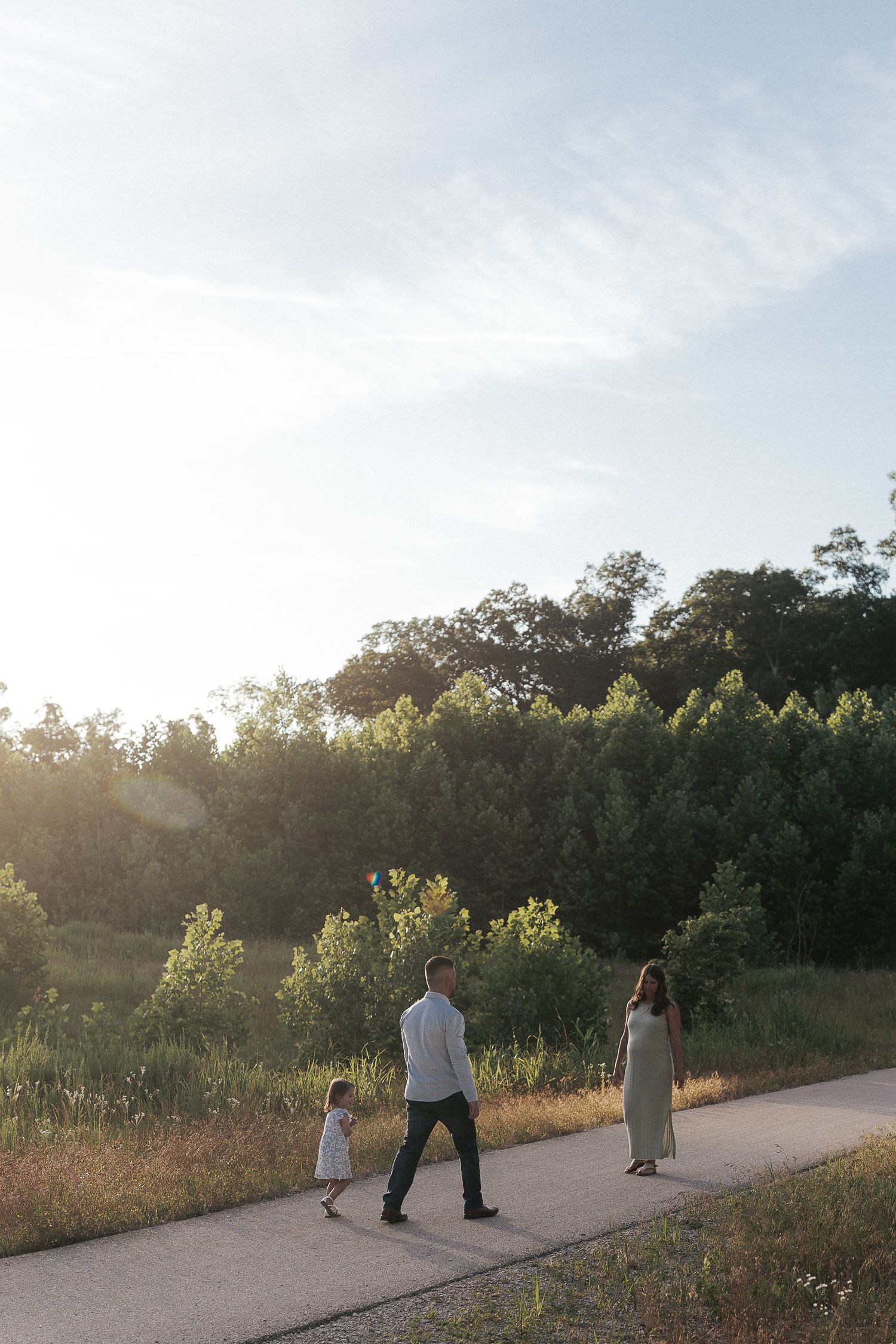 Young Couple outdoor family photos, St. Louis, Missouri