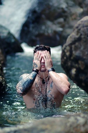 Puerto Rico Photographer. Albert Ray Photo. Rainforest Photoshoot. Male Portraits. Book Now. Waterfall Photoshoot. Male Shots. El Yunque.