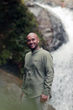 Puerto Rico Photographer. Albert Ray Photo. Rainforest Photoshoot. Male Portraits. Book Now. Waterfall Photoshoot. Male Shots. El Yunque.
