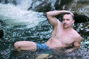 Puerto Rico Photographer. Albert Ray Photo. Rainforest Photoshoot. Male Portraits. Book Now. Waterfall Photoshoot. Male Shots. El Yunque.