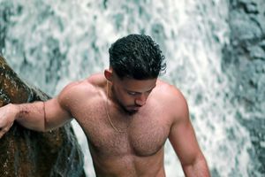 Puerto Rico Photographer. Albert Ray Photo. Rainforest Photoshoot. Male Portraits. Book Now. Waterfall Photoshoot. Male Shots. El Yunque.