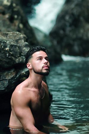 Puerto Rico Photographer. Albert Ray Photo. Rainforest Photoshoot. Male Portraits. Book Now. Waterfall Photoshoot. Male Shots. El Yunque.