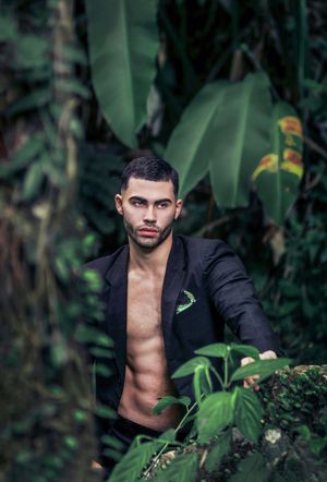 Puerto Rico Photographer. Albert Ray Photo. Rainforest Photoshoot. Male Portraits. Editorial Photoshoot. Male Shots. El Yunque. LGBTQ Photos