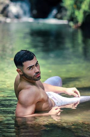 Puerto Rico Photographer. Albert Ray Photo. Rainforest Photoshoot. Male Portraits. Editorial Photoshoot. Male Shots. El Yunque. LGBTQ Photos
