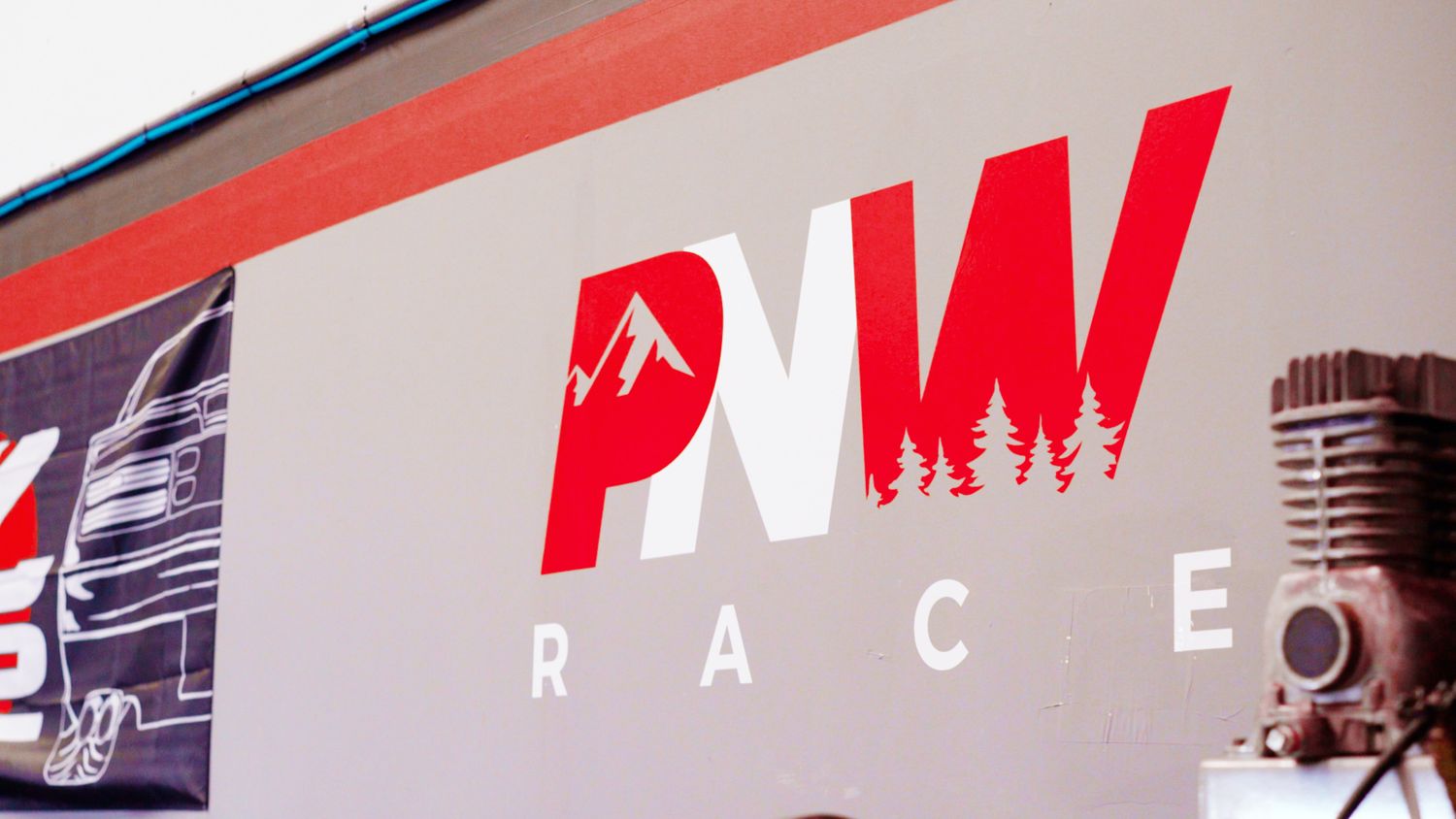 PNWRace sticker logo