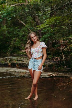 Jessica Smith Photography Senior Portraits
Jessica Smith Photography- Gainesville, Missouri Photographer Family Forsyth, Missouri