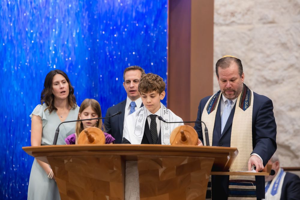 The best Bar Mitzvah Bat Mitzvah photographer in St. Louis