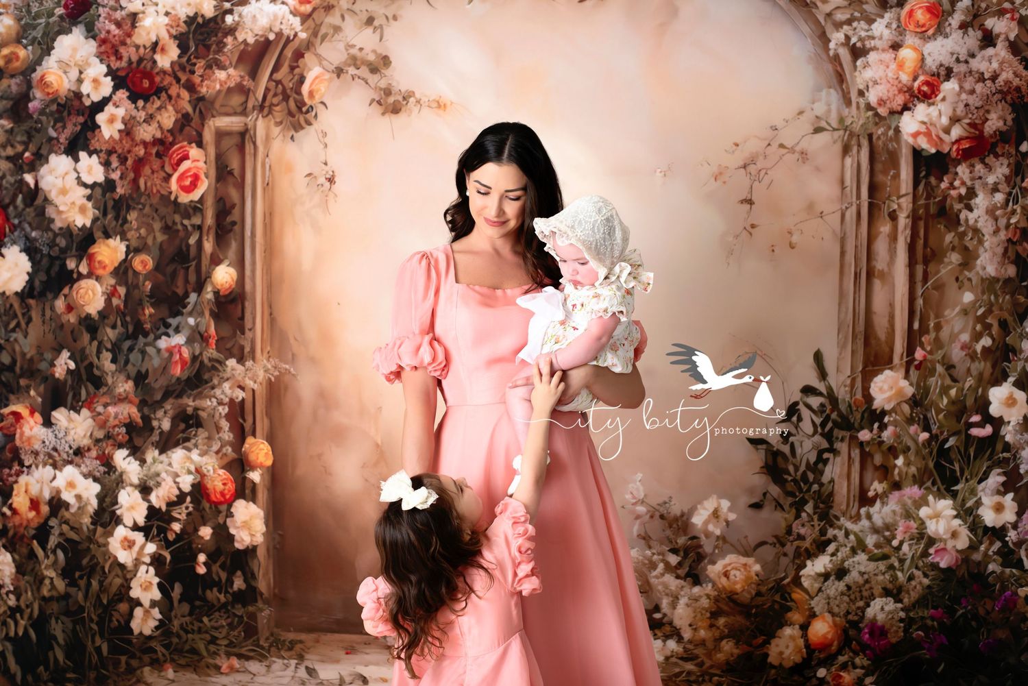 Avon Ohio Photographer Macarons With Mom Event Baby Photos