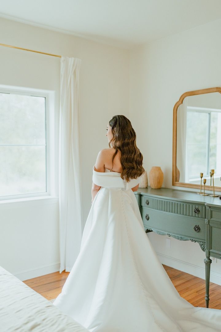 Bride getting ready before Elopement in Yosemite