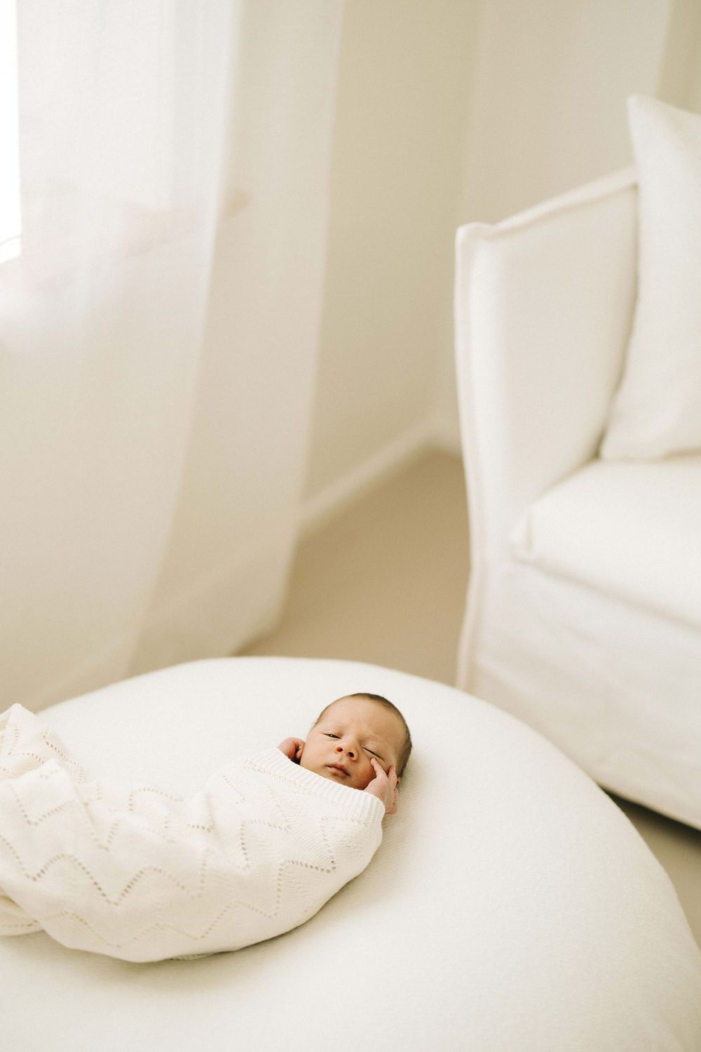 Newborn Baby Fotoshooting Thurgau Bettwiesen Fotostudio