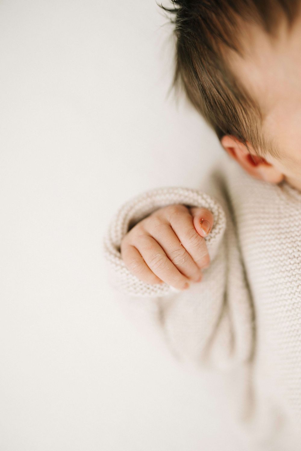 Newborn Baby Fotoshooting Thurgau Bettwiesen Fotostudio