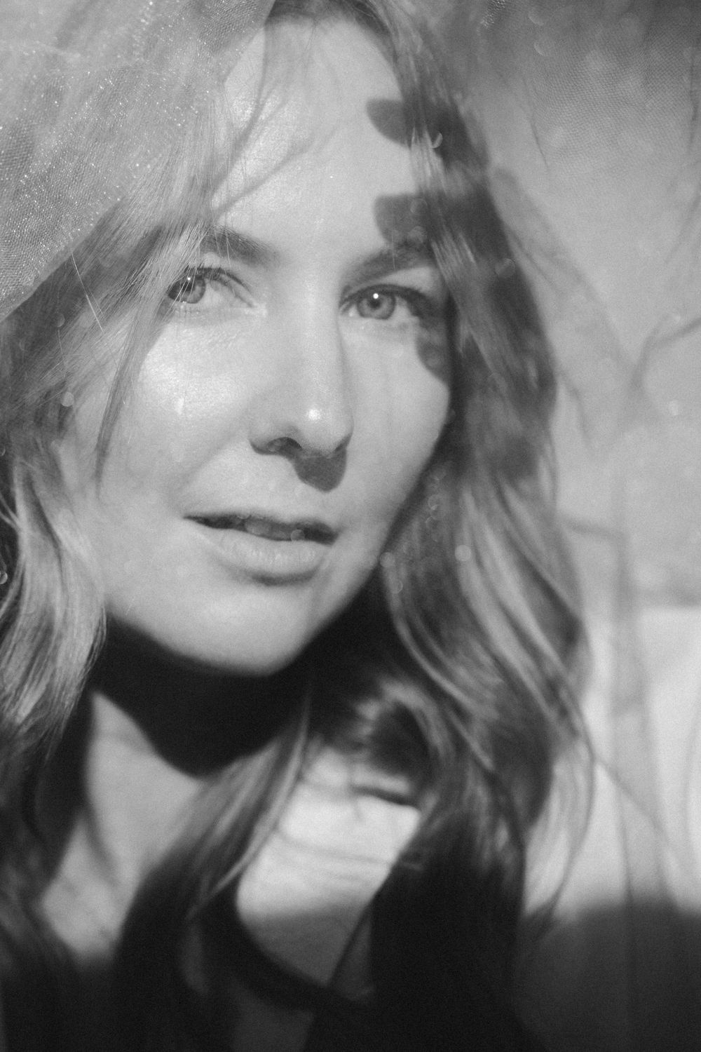 Vrouw in beeld. Puur. Krachtig. Vrouwelijk. Sfeervol. Intiem.