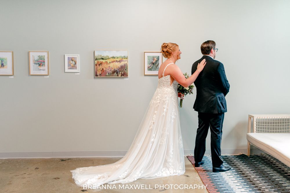 Mainframe Studios Des Moines Iowa Wedding First Look