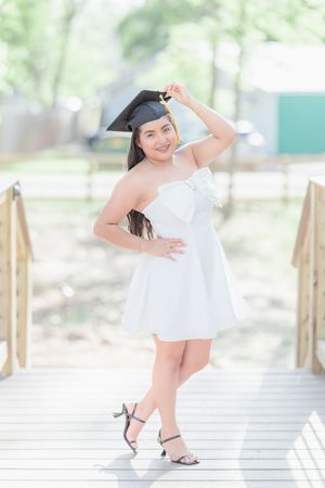 Senior photographer in Valdosta Georgia for Senior/Grad session.