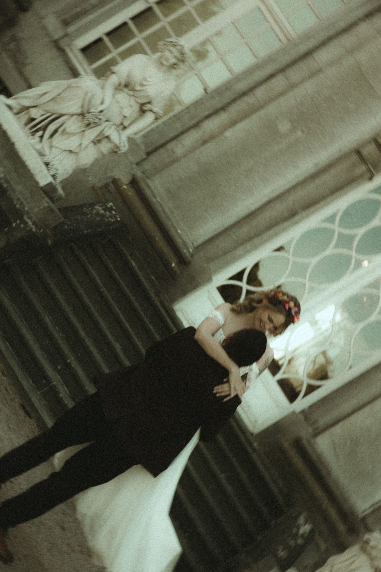 angélique & michel wedding couple Coralie of the valley elegant wedding photographer