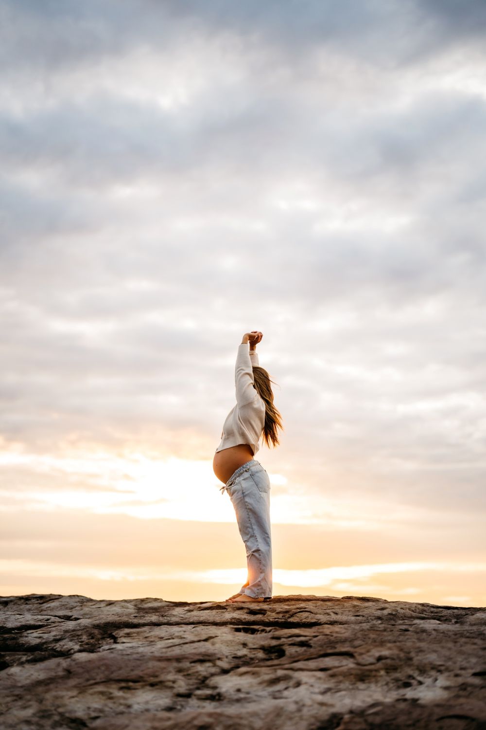 Natural sunrise maternity photography