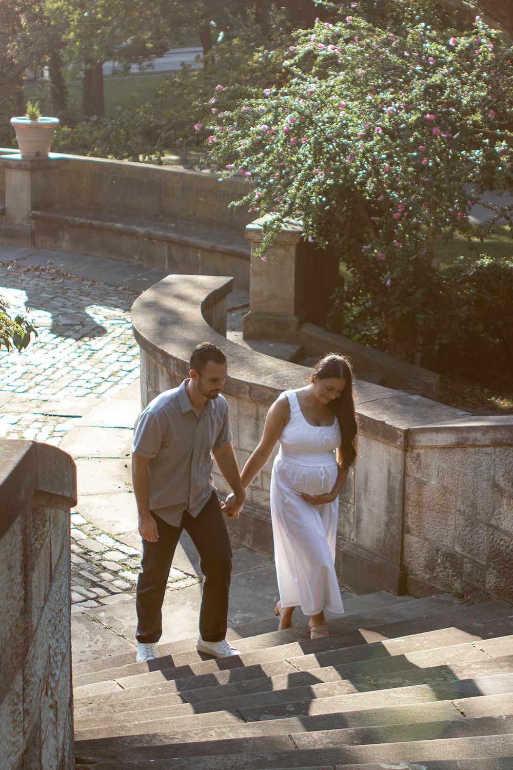 Maternity photos at the cultural gardens near strongsville
