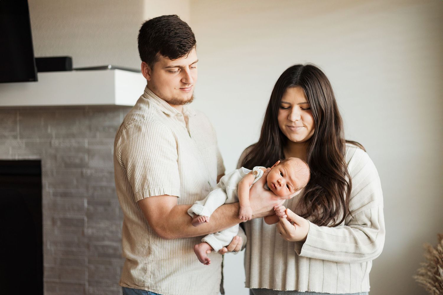 Lifestyle Newborn Photography in home. Waxahachie TX, Ellis County
