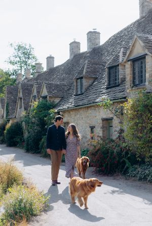 Arlington Row engagement photography in Bibury.