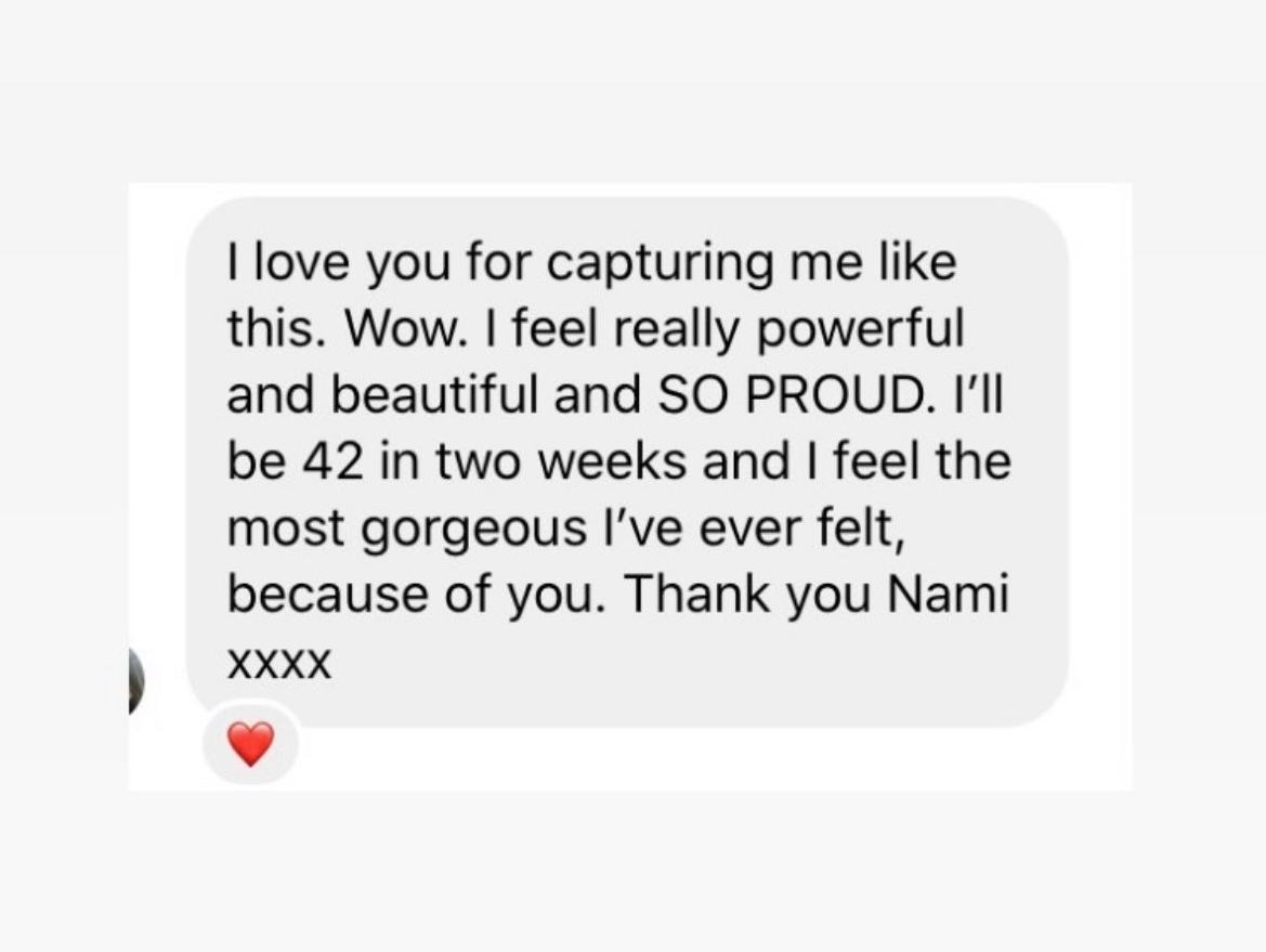 Five-star Google review from Georgia Smith praising Nami as a brilliant creative maternity photographer who is empowering and kind.