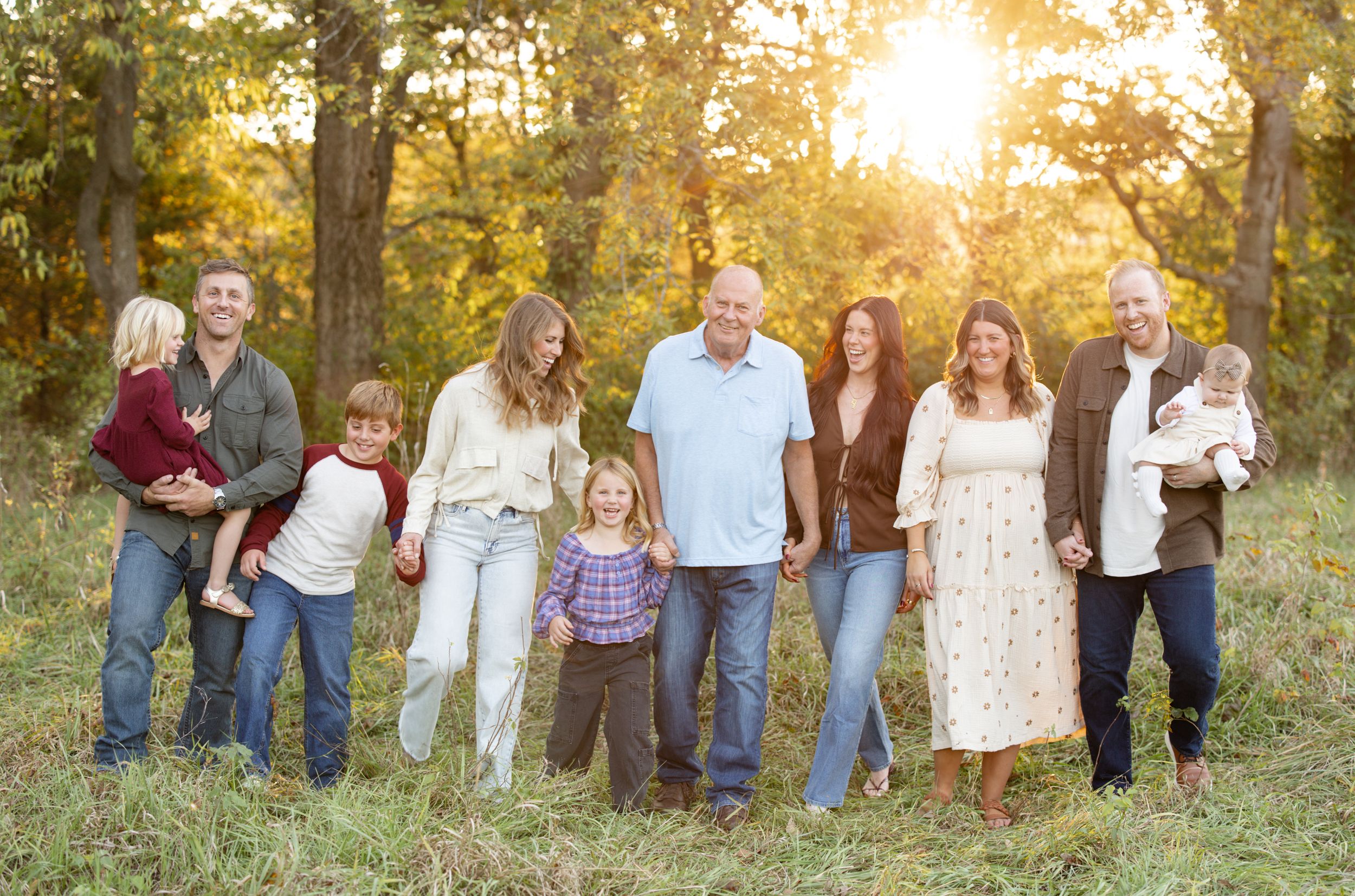Family reunion photos at Broemmelsiek Park in Defiance, MO