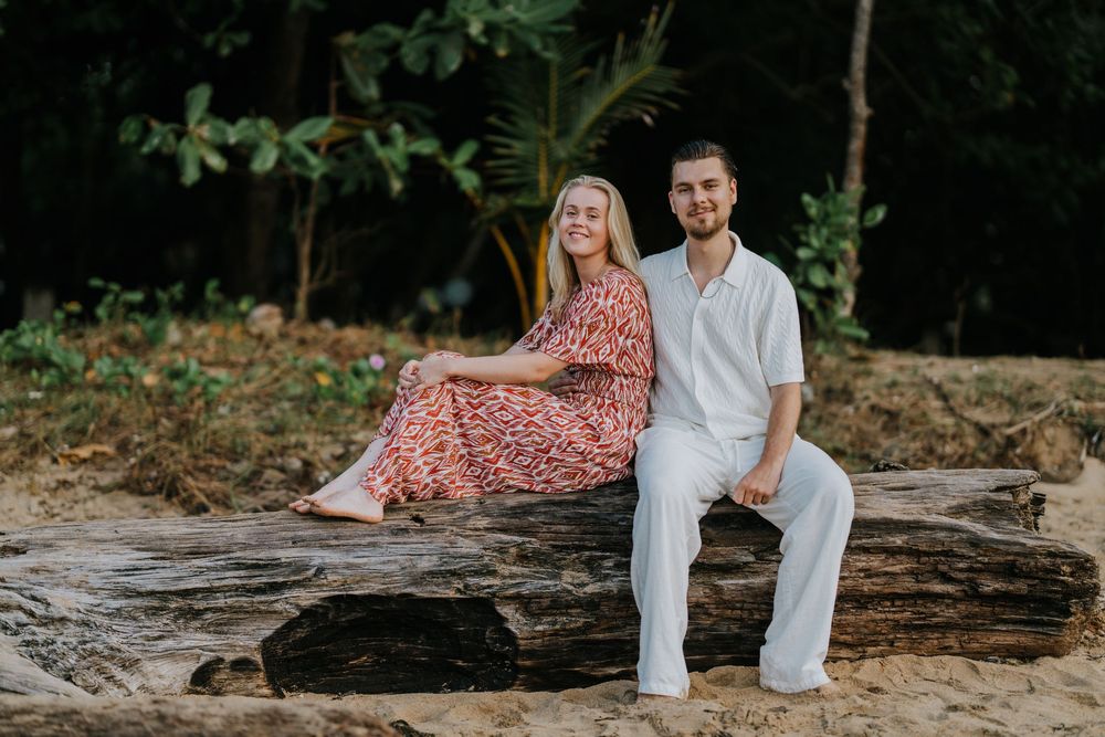 Natural couple photography at Karang Beach Sanur