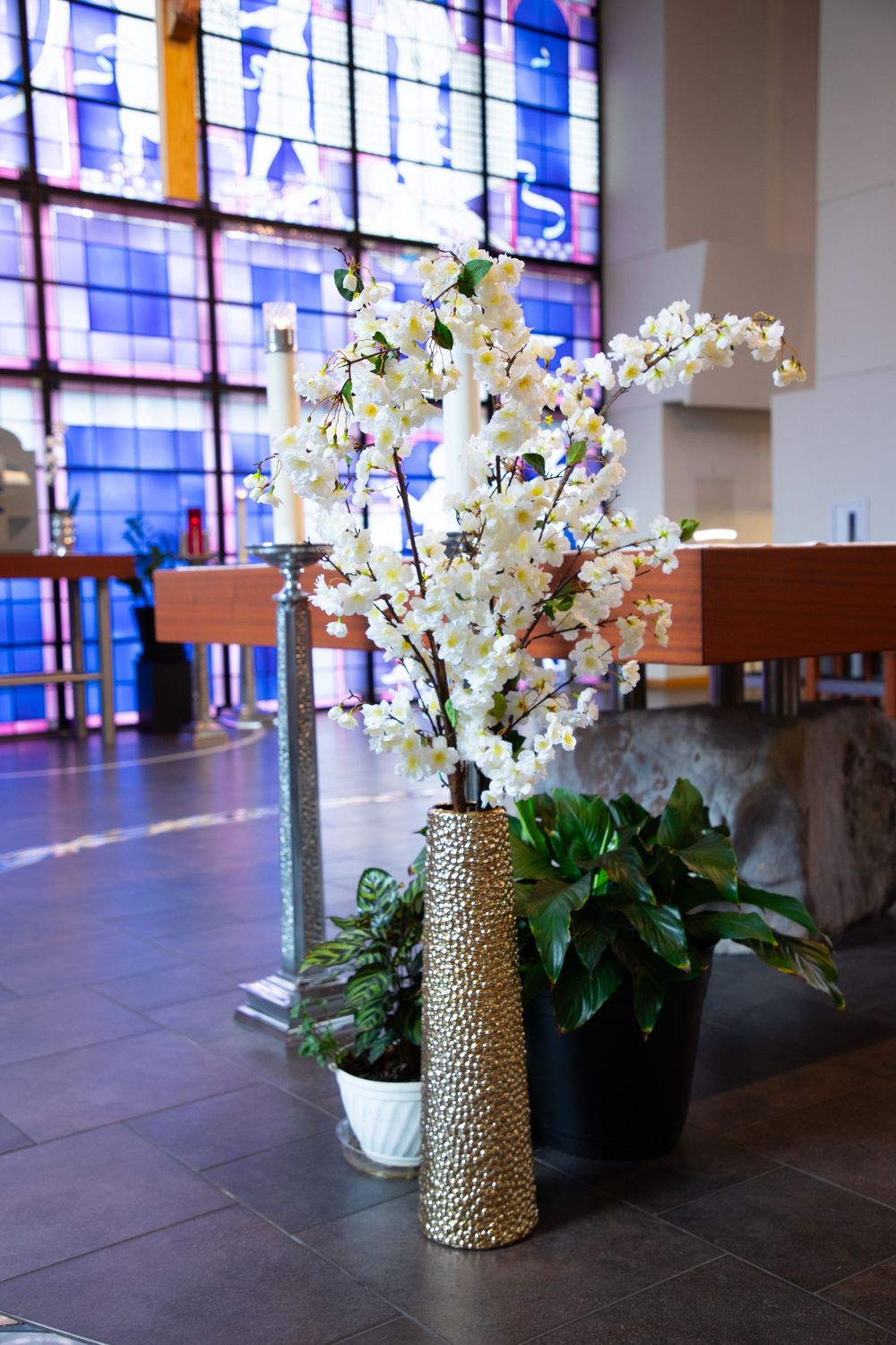 Editorial style wedding photography at St Paul's Catholic Church, Tampa, Florida.