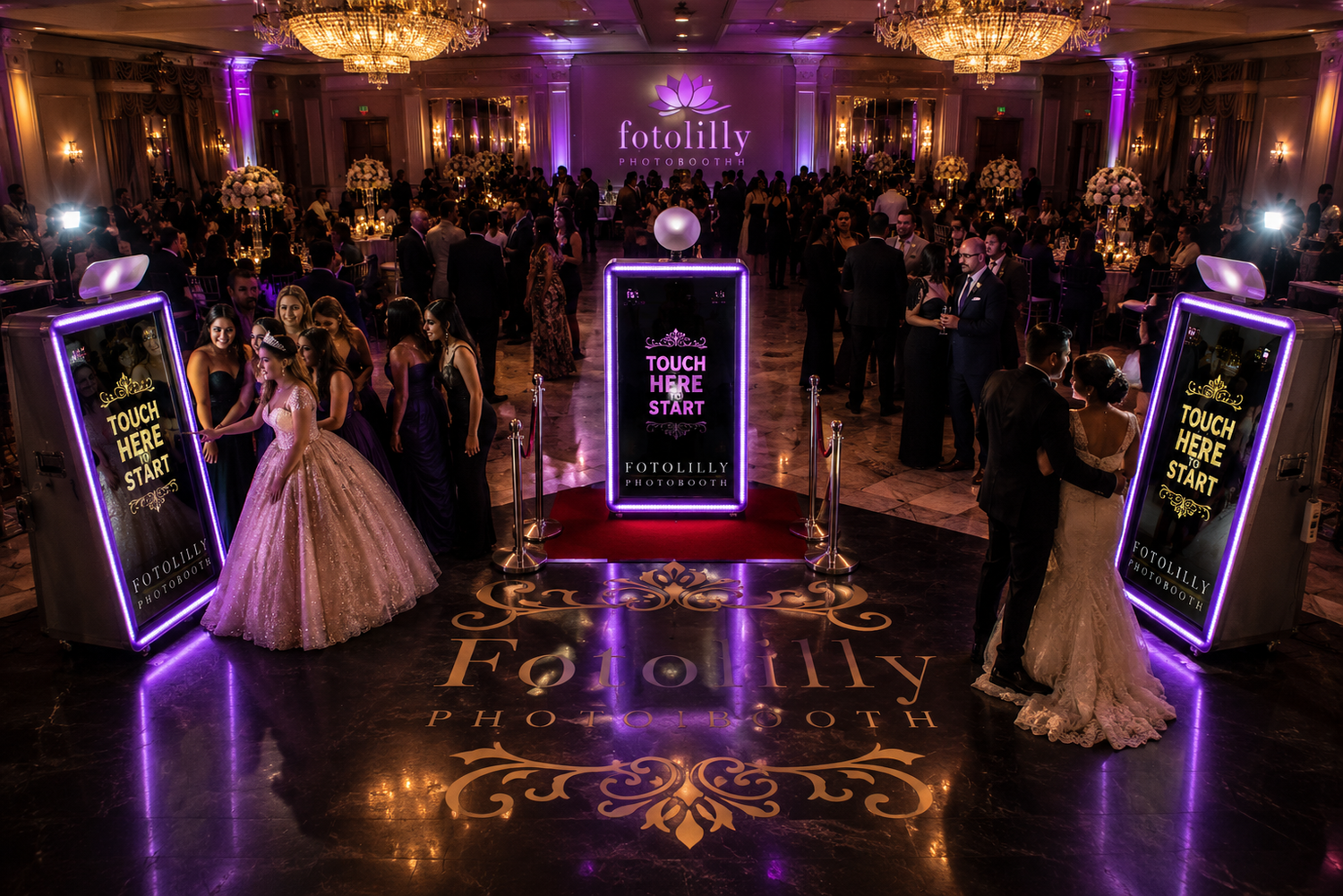 Quinceañera Mirror Booth rental Dallas with unlimited photo sessions premium prints digital sharing and custom event photo templates