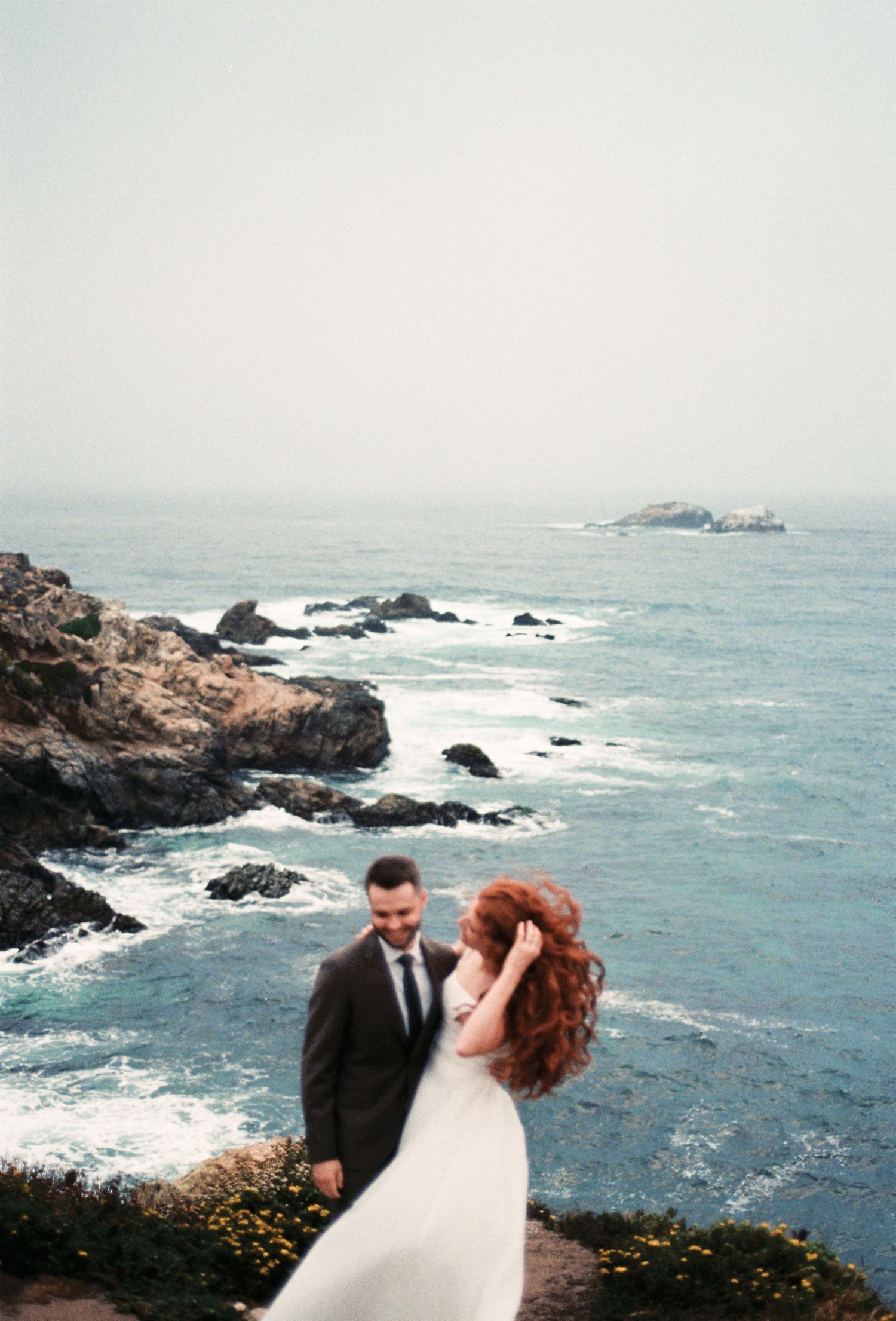 big sur cliffside elopement on film