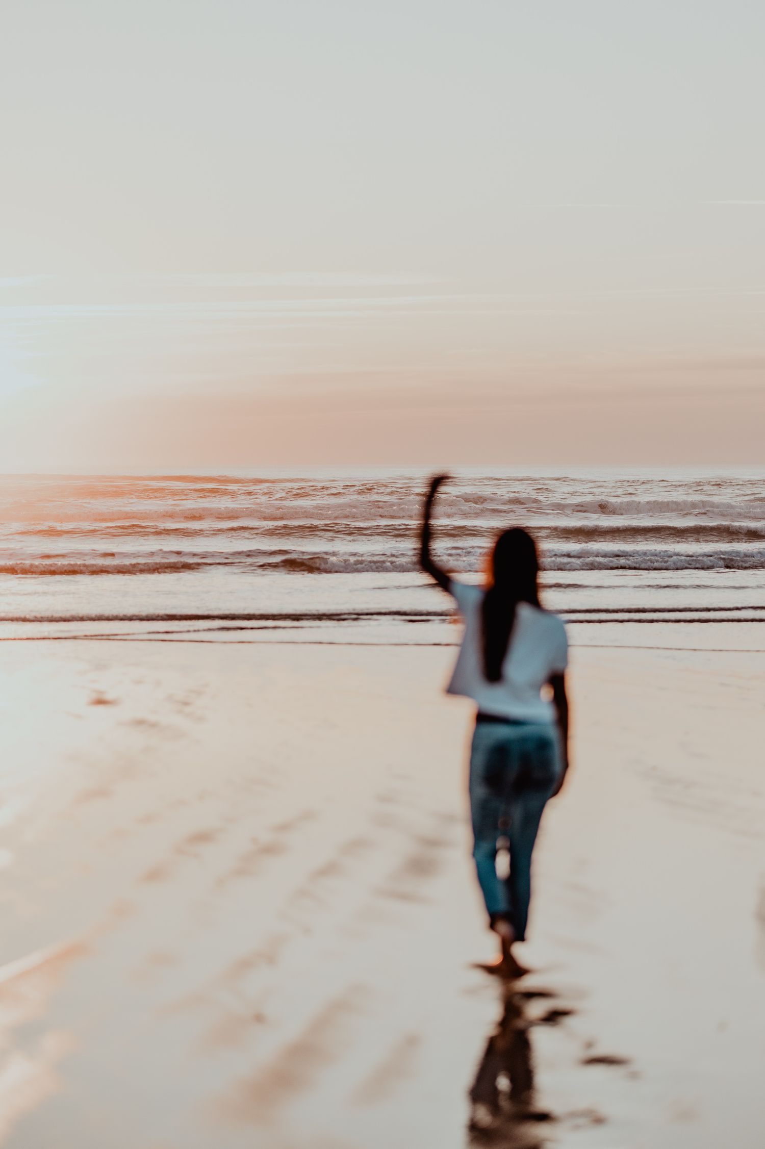Photographie portrait au coucher de soleil à Lacanau Océan Gironde