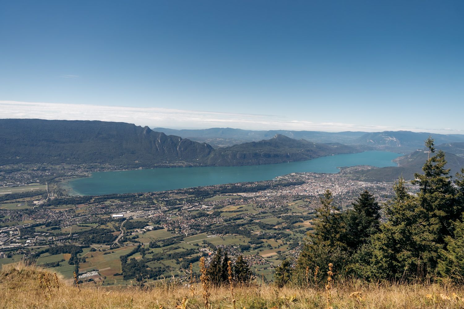 Lac du bourget depuis le belvédère de l'Orionde à la Féclaz