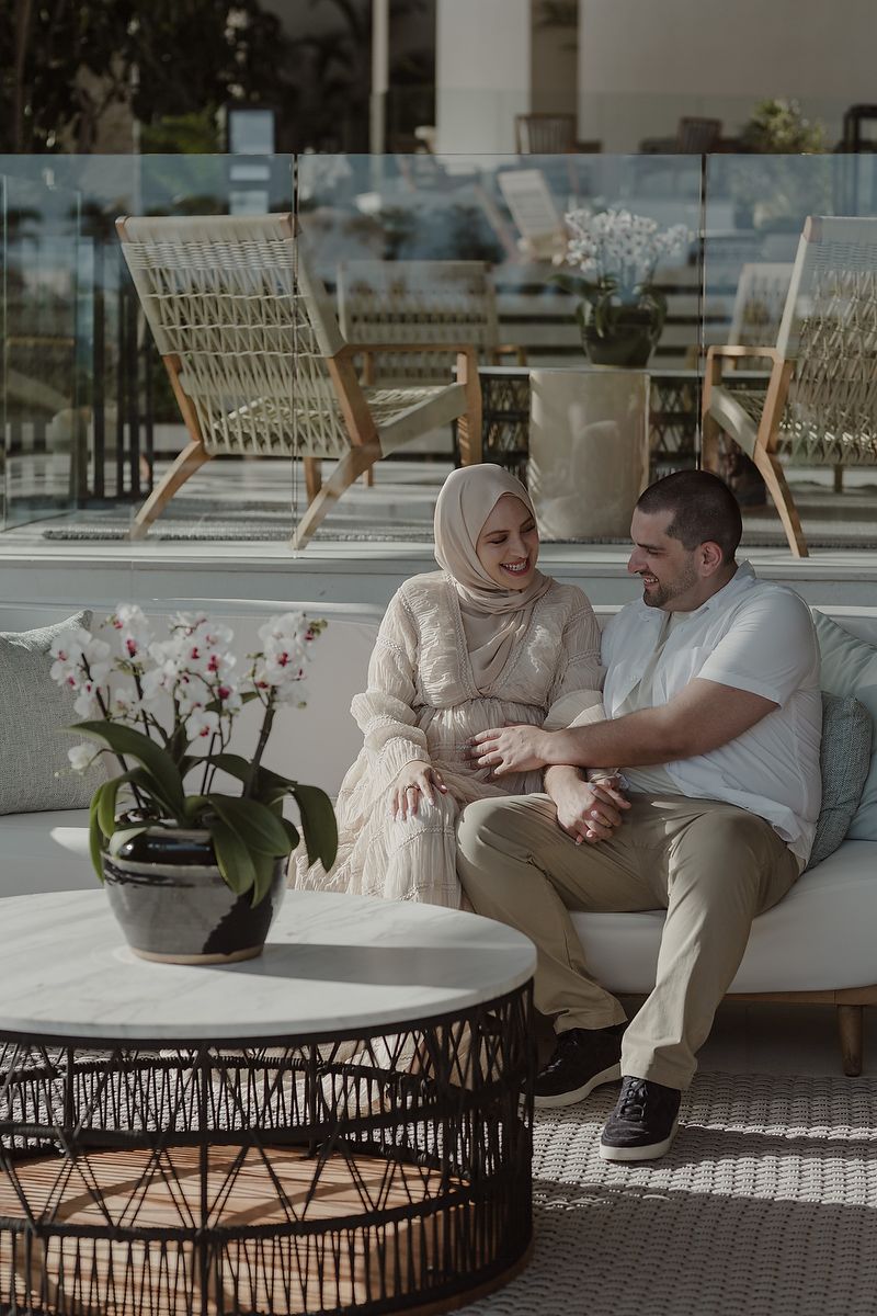Couple maternity portraits at St. Regis Kanai, Riviera Maya.