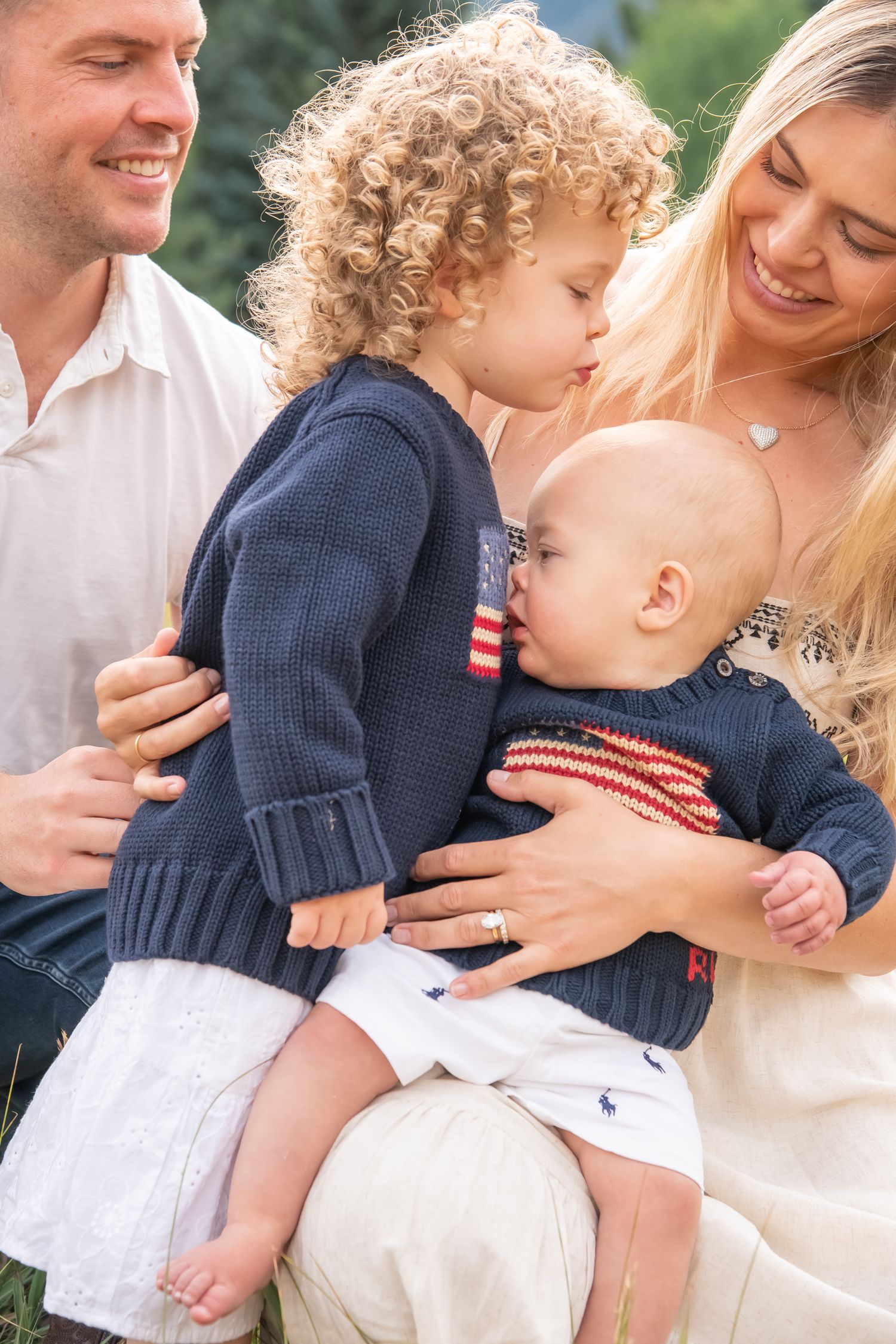 Cute Vail family photos