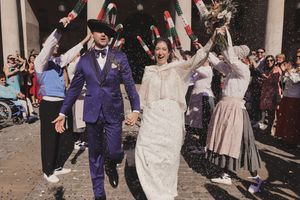 Sesión de fotos de boda en ayuntamiento de Vitoria, Vitoria-Gasteiz, Alava, País Vasco, España