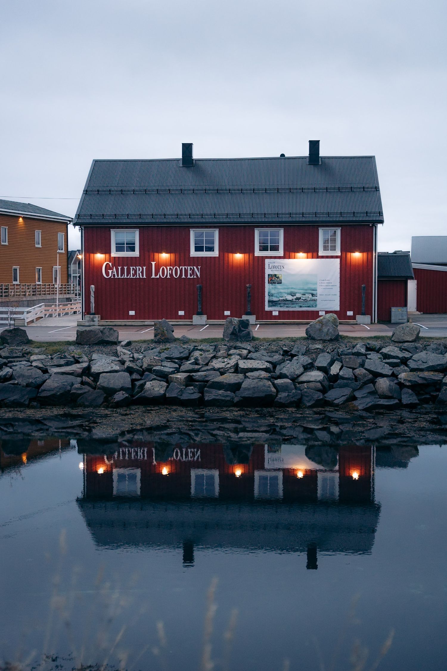 rorbu henningsvaer