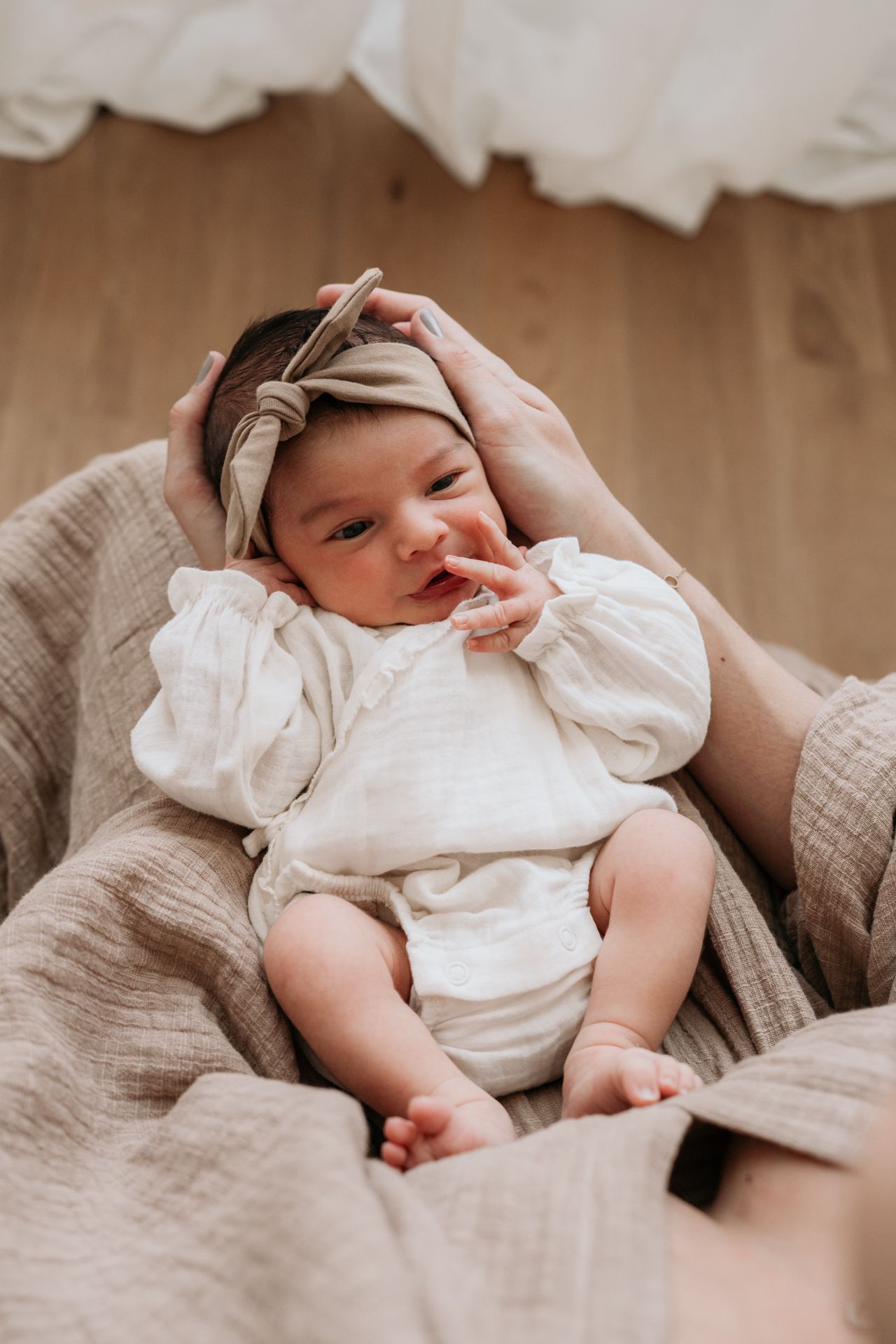 Lifestyle fotograaf Heerhugowaard voor newbornshoots en gezinnen.