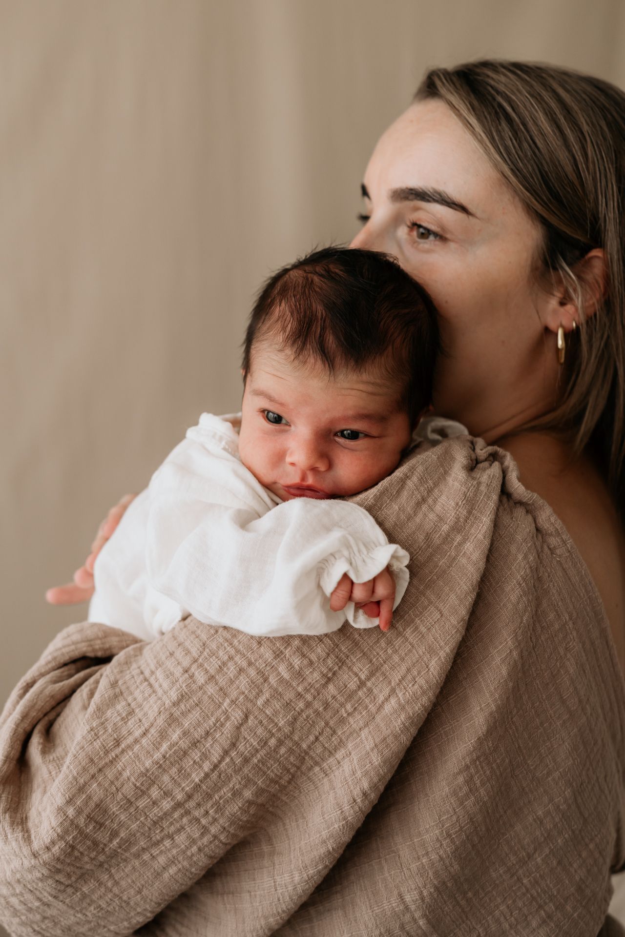 Lifestyle fotograaf Heerhugowaard voor newbornshoots en gezinnen.