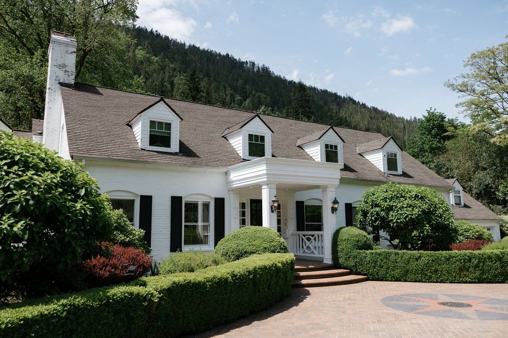 A panoramic view of Fox Hollow Farm.