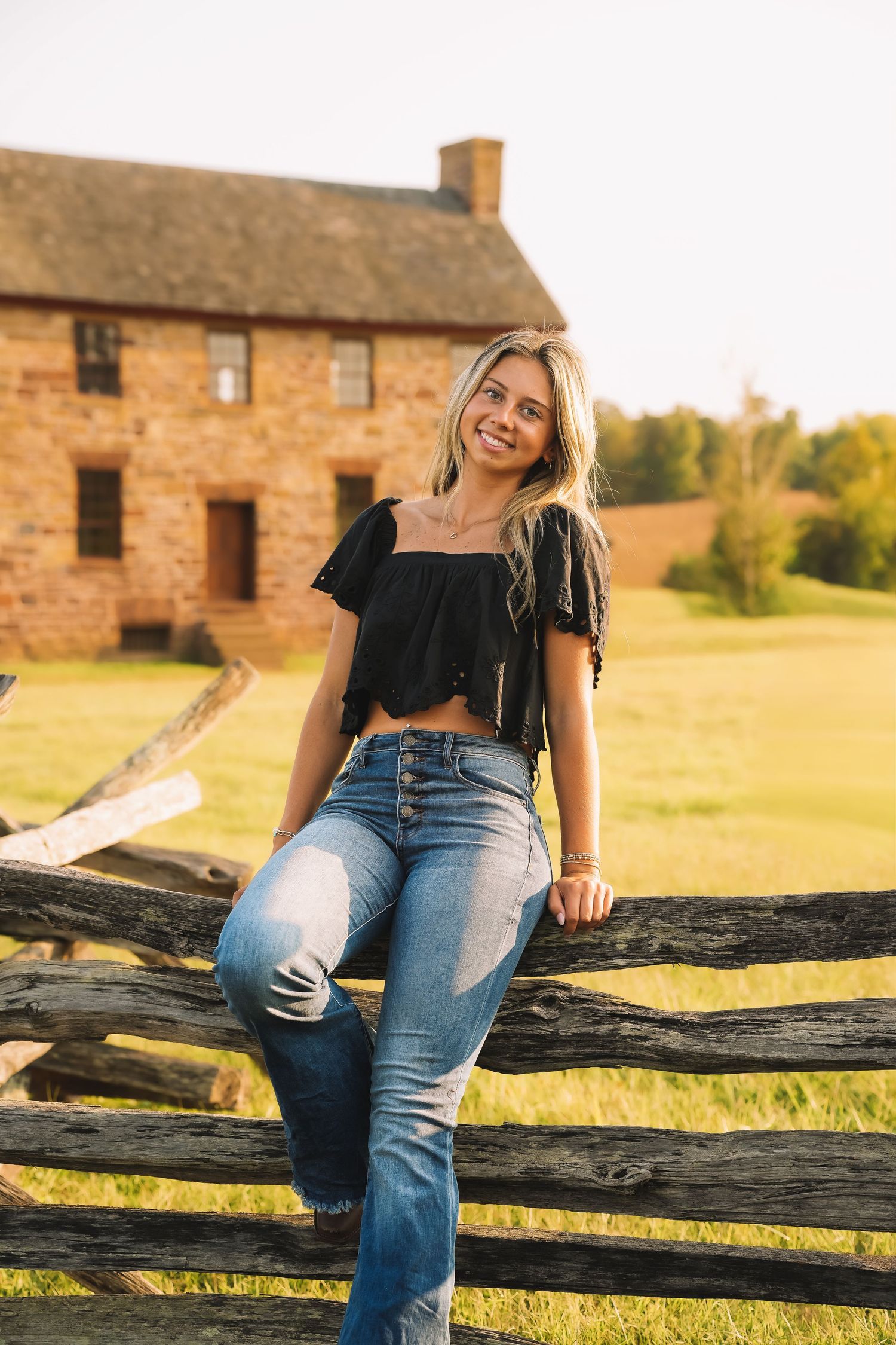 Graduation portrait session in the Manassas, Virginia - beautiful tall grass field | Senior photos by Alina Phillips Photography.