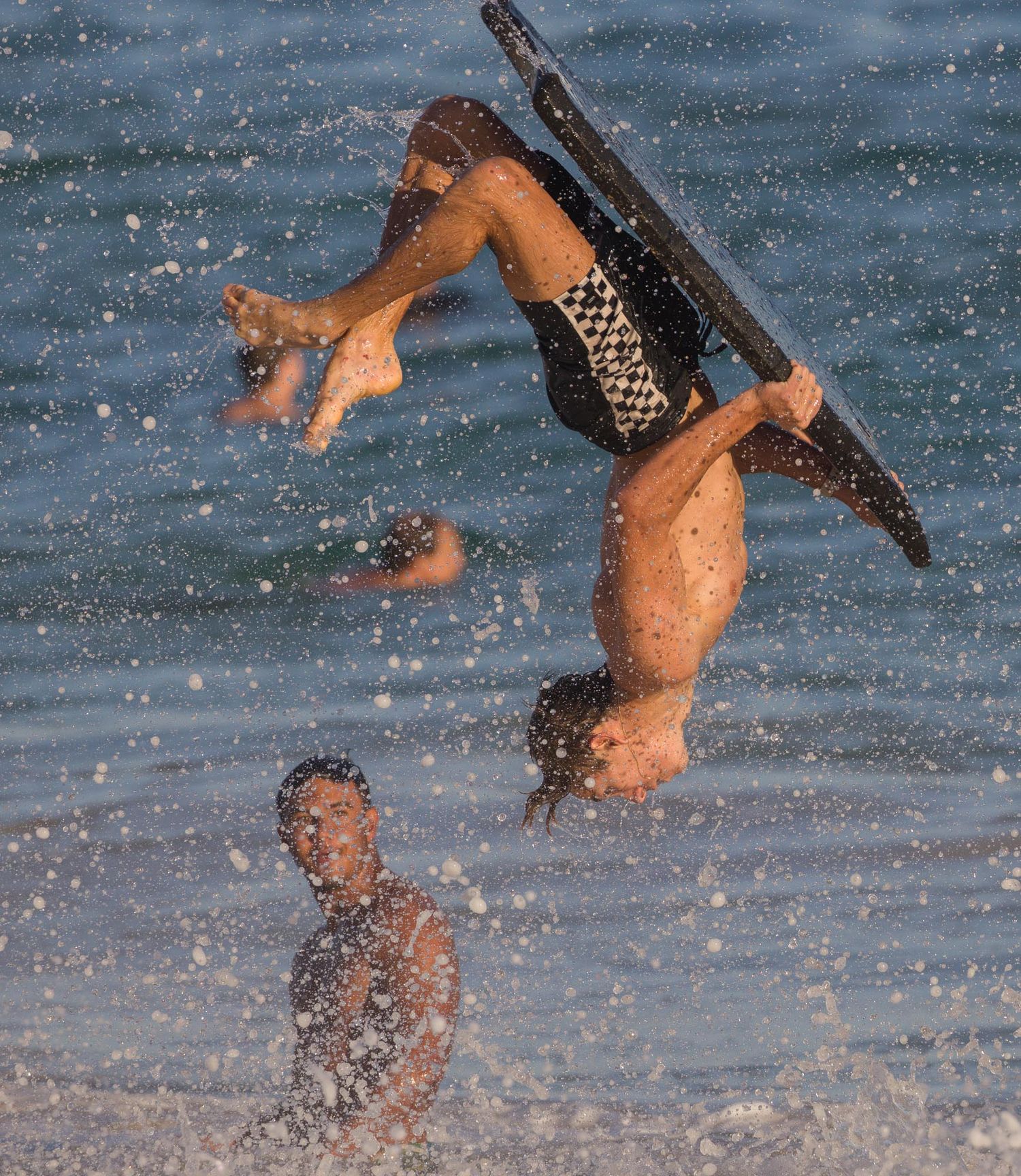 Hawaii, Oahu, Sandy Beach, Wave surfing, Bellyboarding, Shorebreak, Bodyboarding, Bodysurfing
