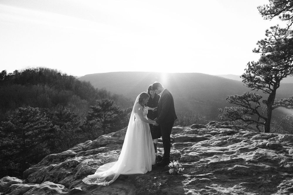 buffalo river elopement at sunset ceremony