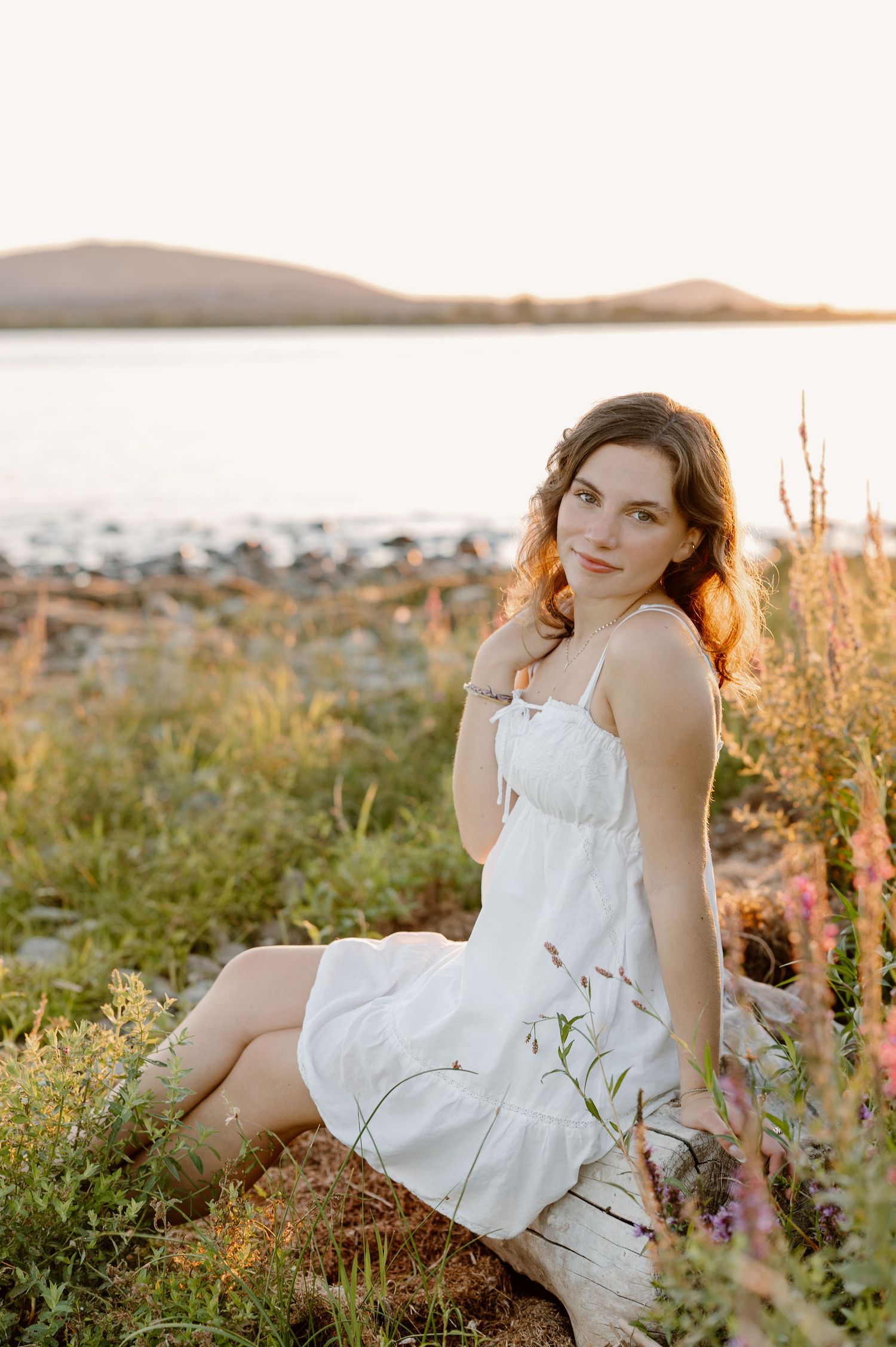 Wildflower senior photos in Tri-Cities, WA
