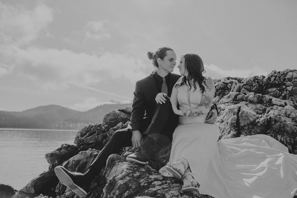Lake Minnewanka I Banff Elopement